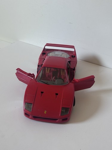 Ferrari f40 bburago maßstab - ferrari,
