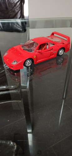 Bburago ferrari f40 - 1:24,