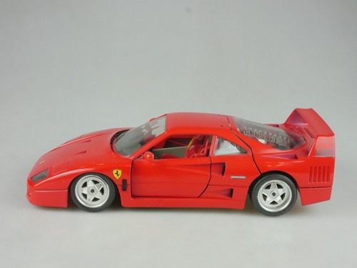 Bburago ferrari f40 1987 - 1/18,